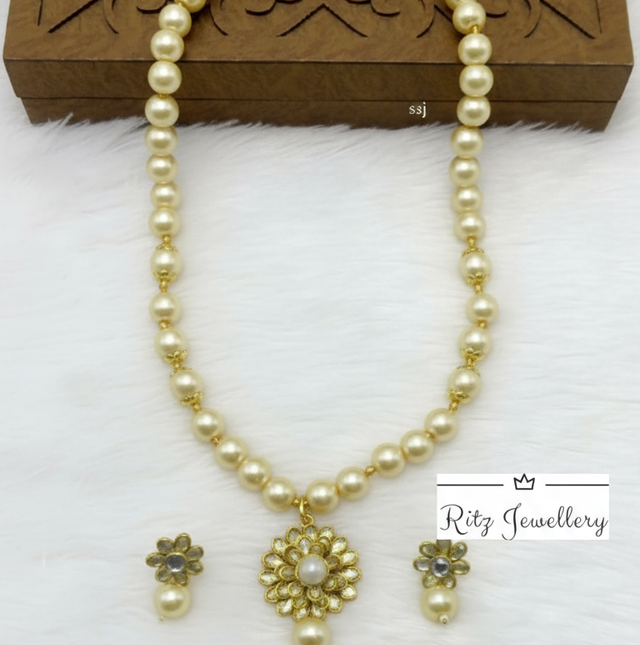 Golden Pearl Necklace Set