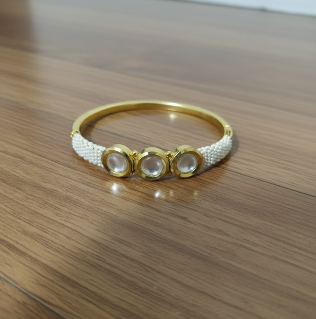 Pearl and Polki Stone Bangle